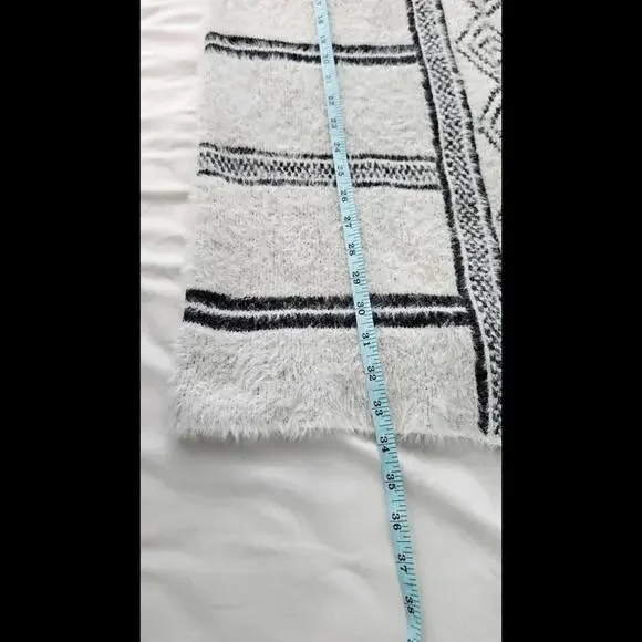 Anthropologie‎ Solitaire Cream Striped Fuzzy Cardigan Size Large - Picture 8 of 8